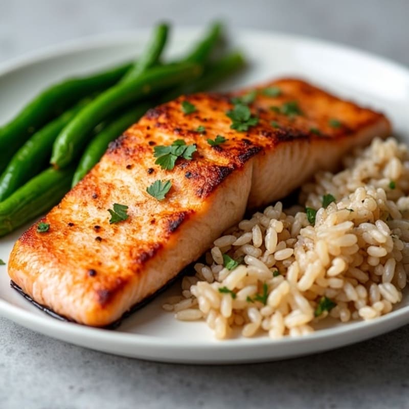 Seared Salmon Fillet with Steamed Green Beans and Brown Rice