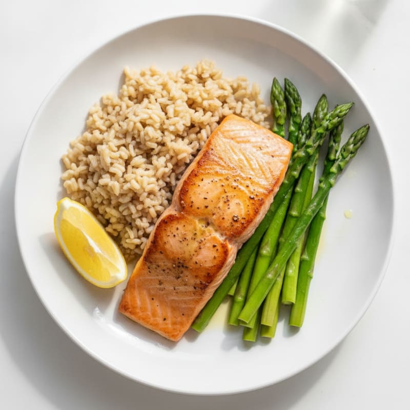 Seared Salmon with Steamed Asparagus and Brown Rice