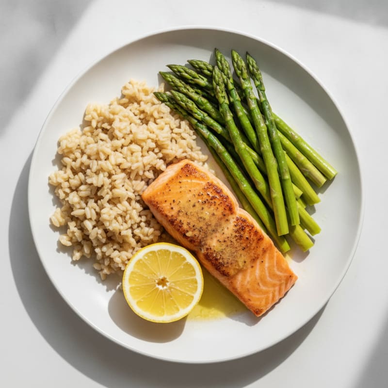 Seared Salmon Filet with Steamed Asparagus and Brown Rice