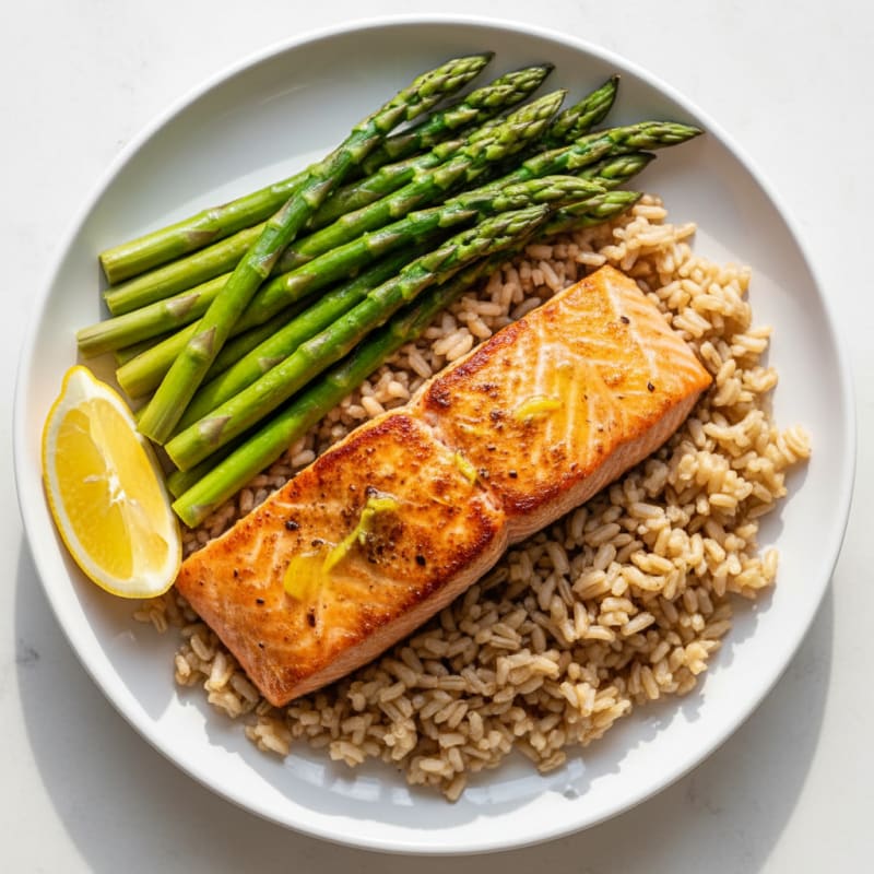 Seared Salmon Filet with Steamed Asparagus and Brown Rice