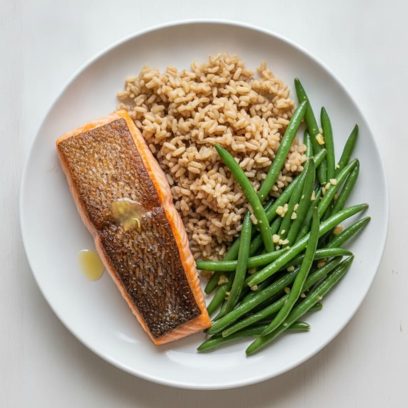 Seared Salmon Fillet with Garlic Green Beans and Brown Rice