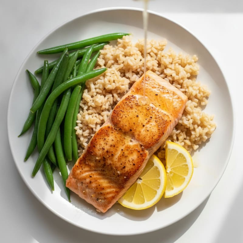Seared Salmon with Steamed Green Beans and Brown Rice