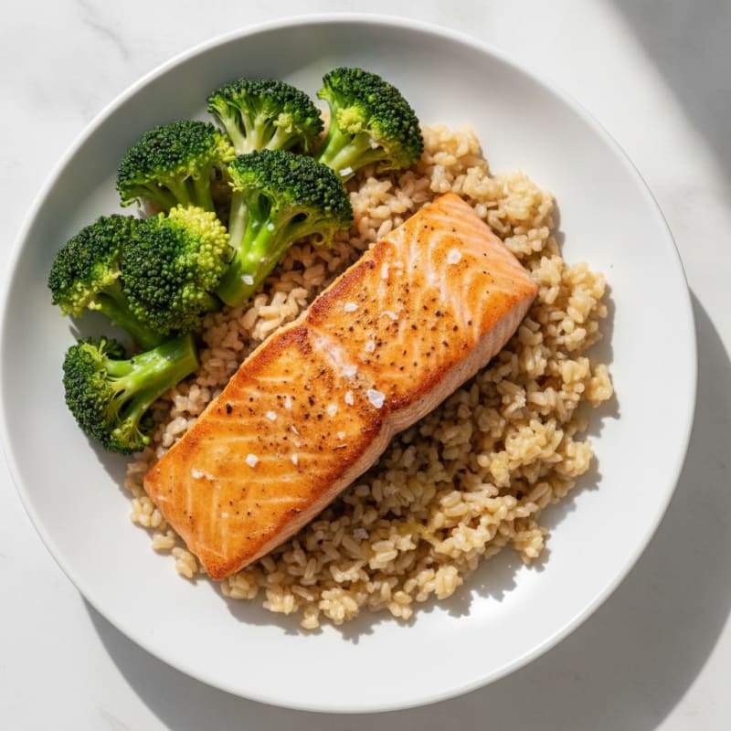 Seared Salmon with Steamed Broccoli and Brown Rice