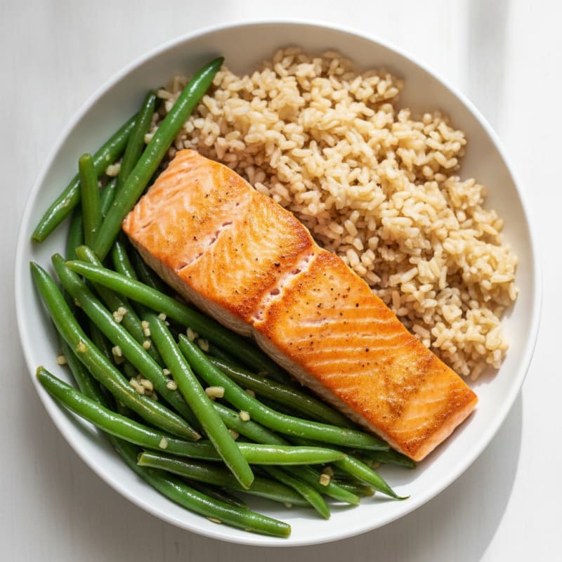 Seared Salmon with Garlic Green Beans and Brown Rice