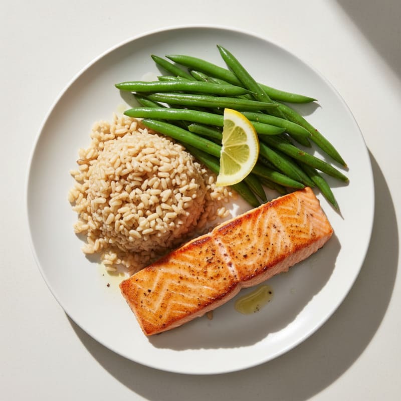 Seared Salmon with Steamed Green Beans and Brown Rice