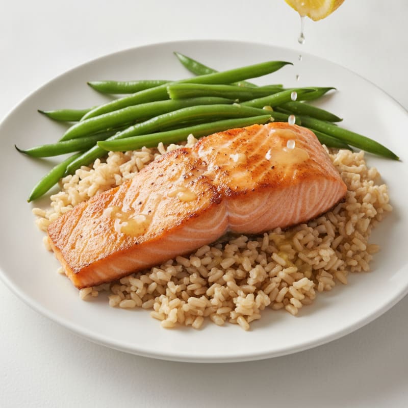 Seared Salmon with Steamed Green Beans and Brown Rice