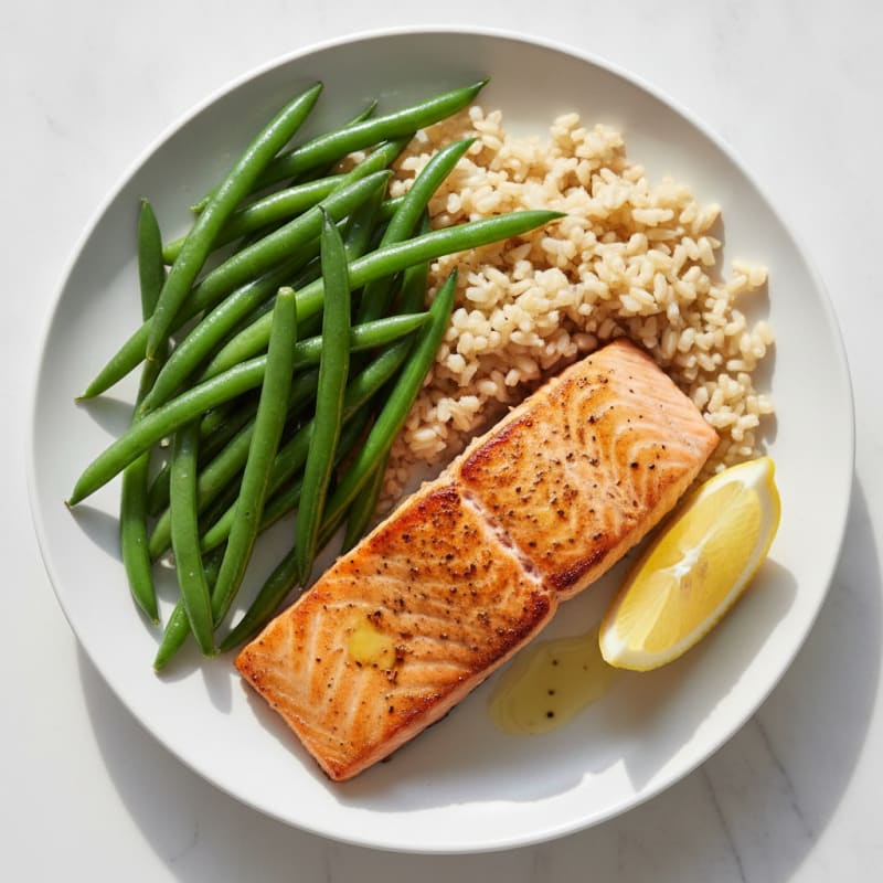 Seared Salmon Fillet with Steamed Green Beans and Brown Rice