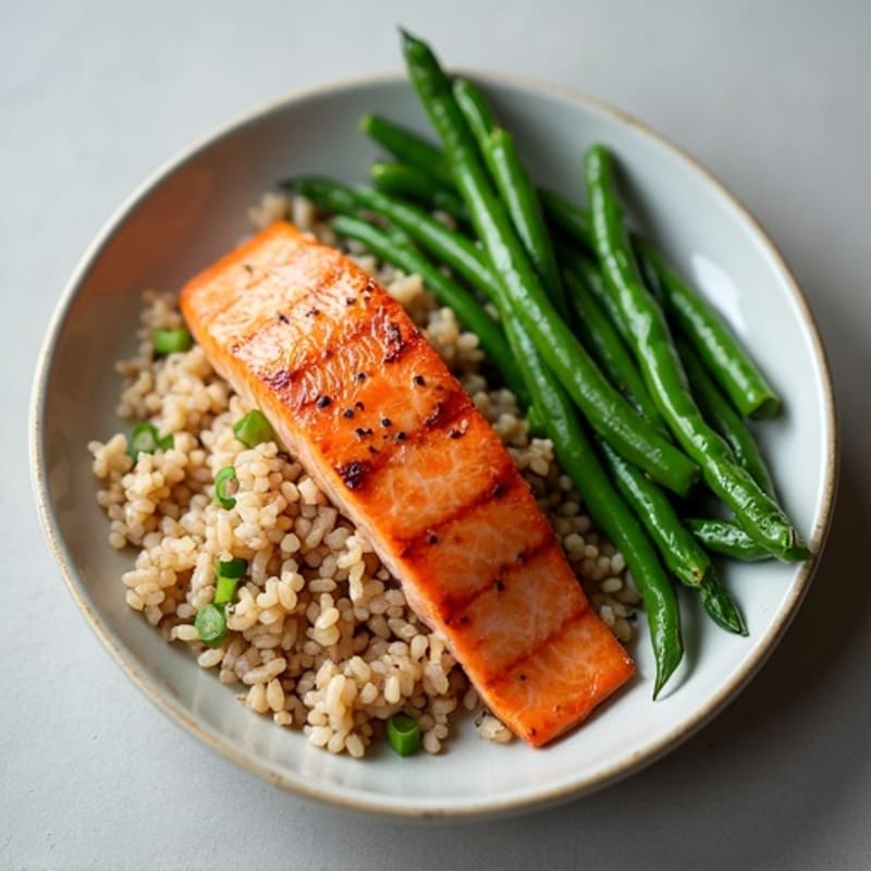 Seared Salmon with Steamed Green Beans and Brown Rice