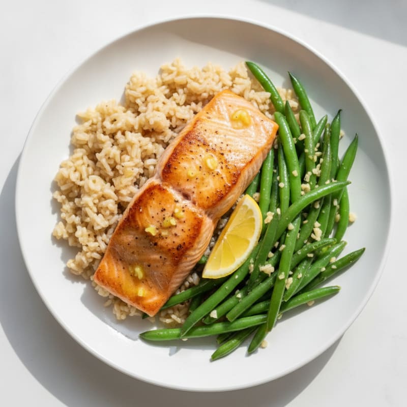 Seared Salmon Fillet with Garlic Green Beans and Brown Rice