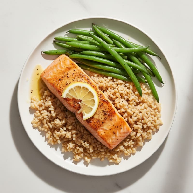Seared Salmon with Steamed Green Beans and Brown Rice