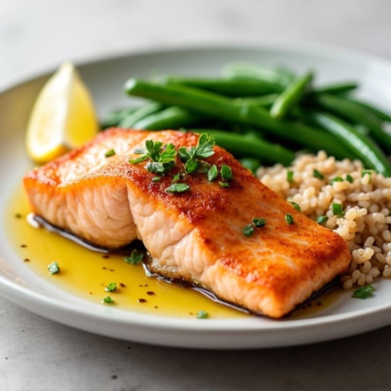 Seared Salmon Fillet with Steamed Green Beans and Brown Rice