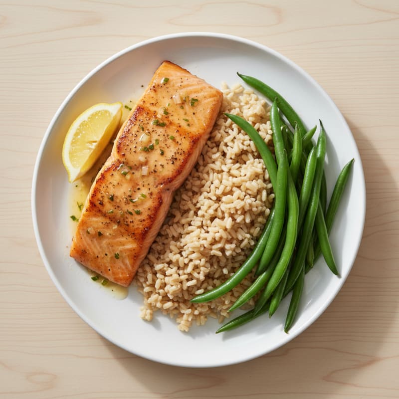 Seared Salmon with Steamed Green Beans and Brown Rice