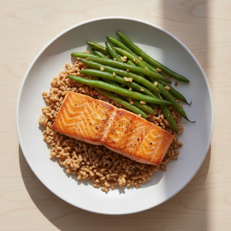 Seared Salmon Fillet with Garlic Green Beans and Brown Rice