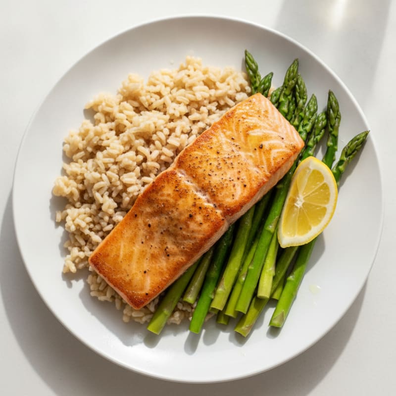 Seared Salmon Fillet with Steamed Asparagus and Brown Rice