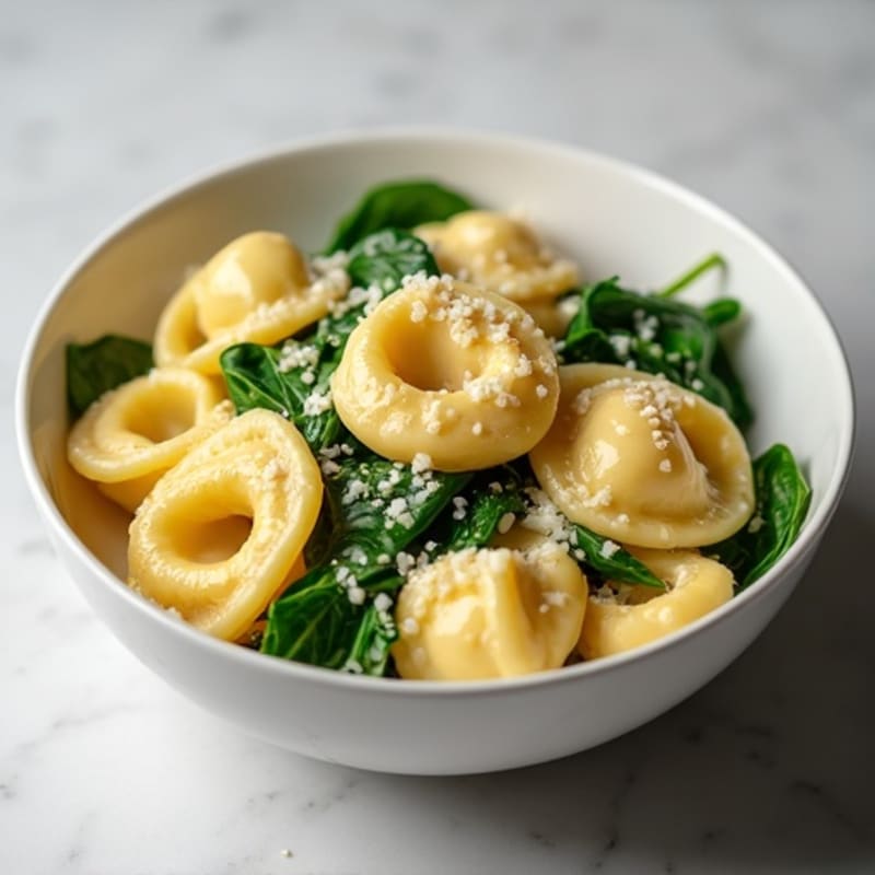 Creamy Garlic Chicken Tortellini with Fresh Spinach