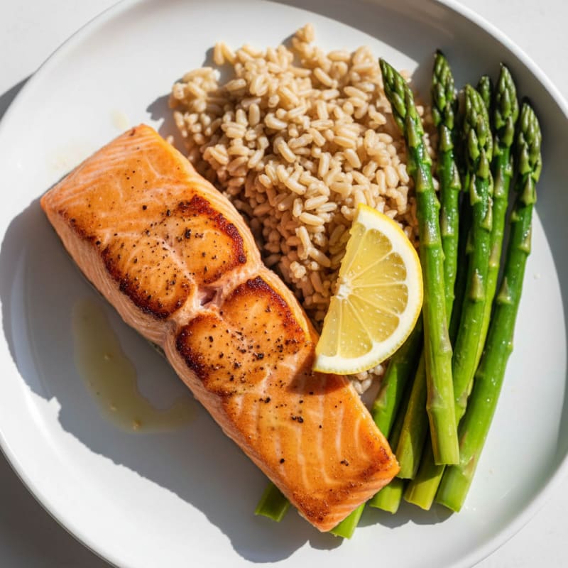 Seared Salmon Fillet with Steamed Asparagus and Brown Rice
