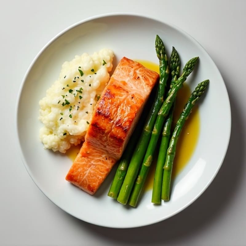 Seared Salmon Fillet with Steamed Asparagus and Garlic Cauliflower Mash