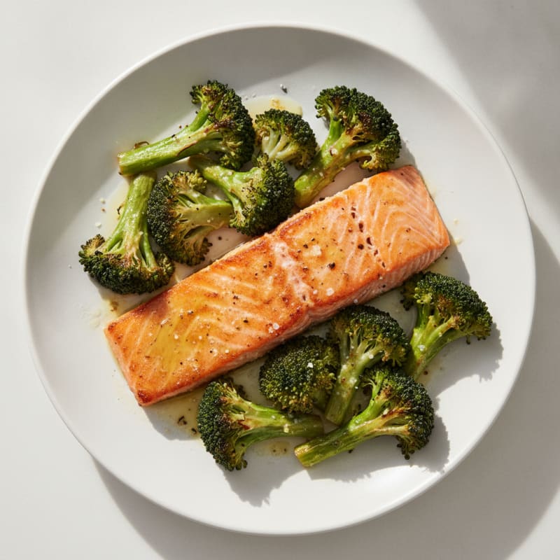 Seared Salmon Fillet with Roasted Broccoli