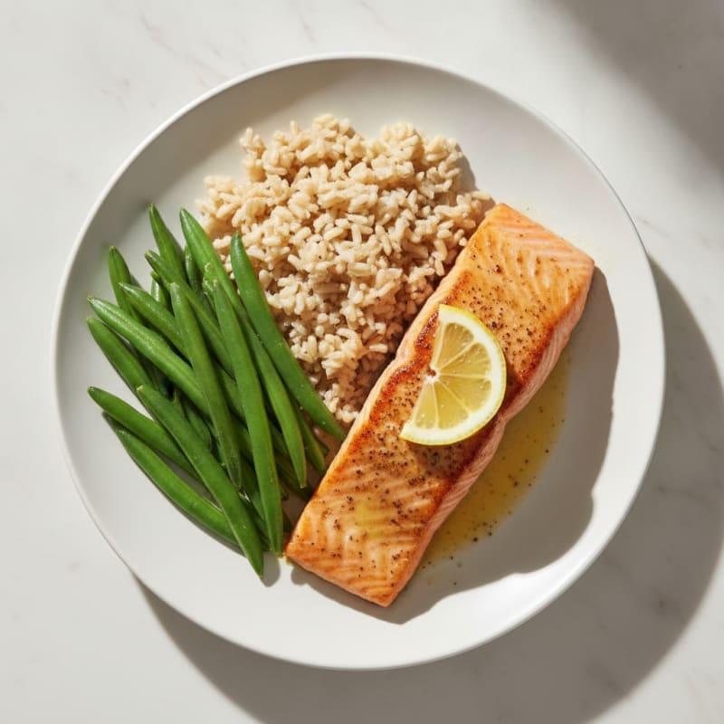 Seared Salmon with Steamed Green Beans and Brown Rice