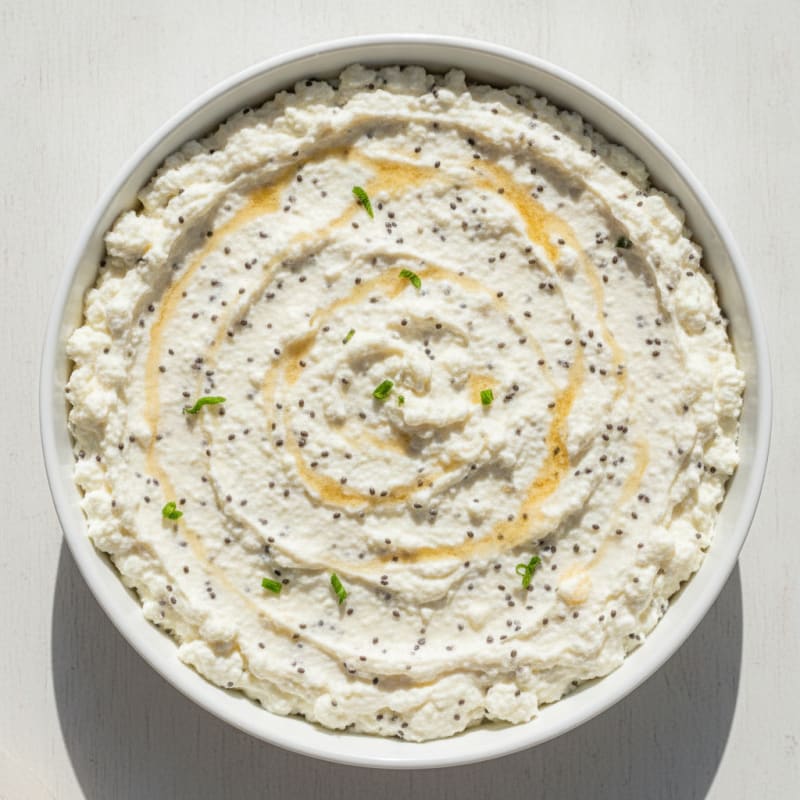 Creamy Cottage Cheese and Whey Protein Bowl with Chia Seeds