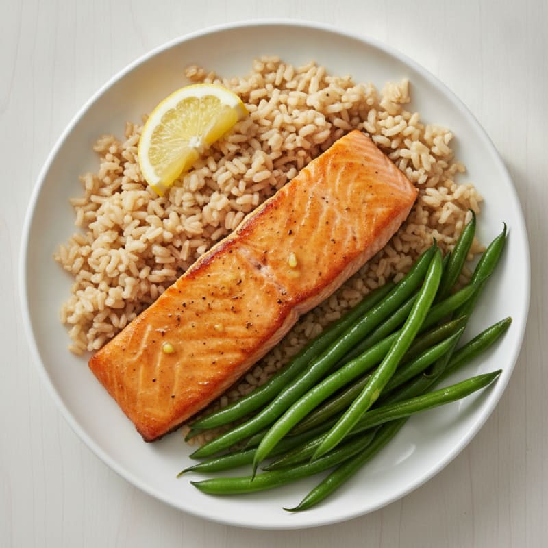 Seared Salmon with Steamed Green Beans and Brown Rice