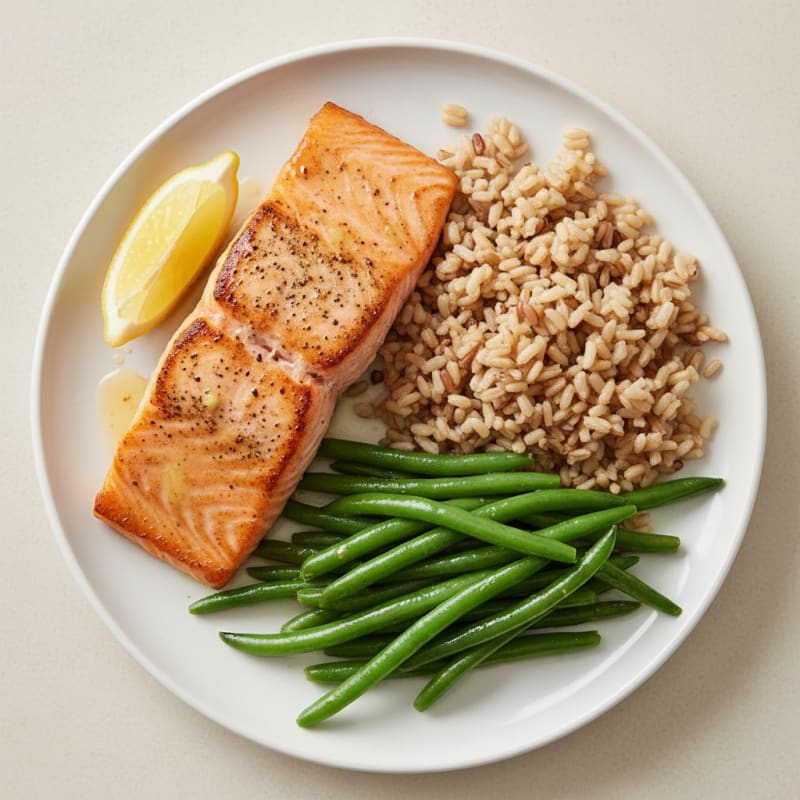 Seared Salmon with Steamed Green Beans and Brown Rice