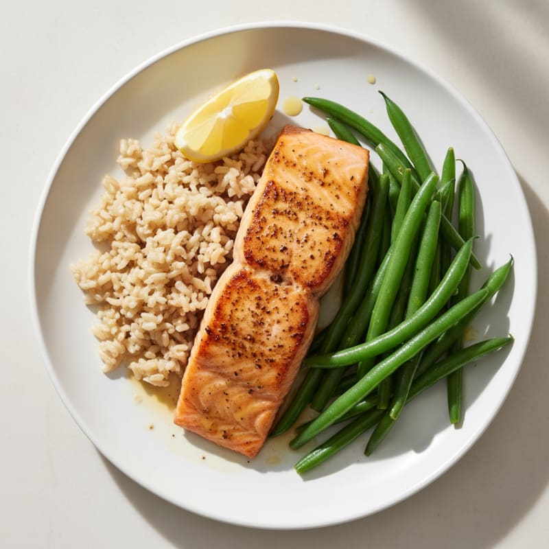 Seared Salmon Fillet with Steamed Green Beans and Brown Rice
