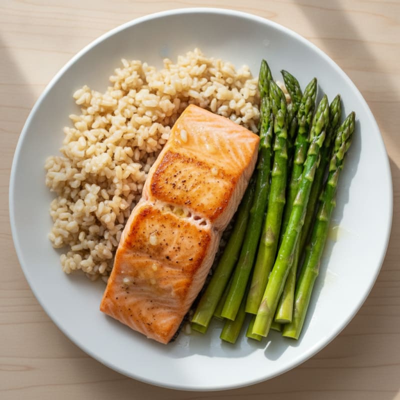 Seared Salmon Fillet with Steamed Asparagus and Brown Rice