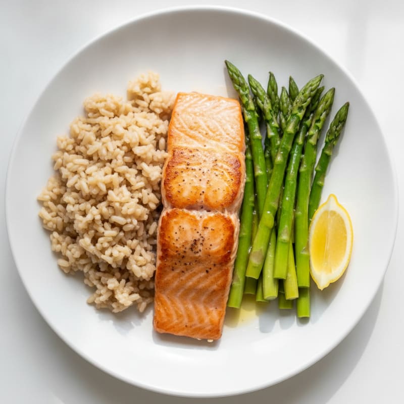 Seared Salmon Fillet with Steamed Asparagus and Brown Rice