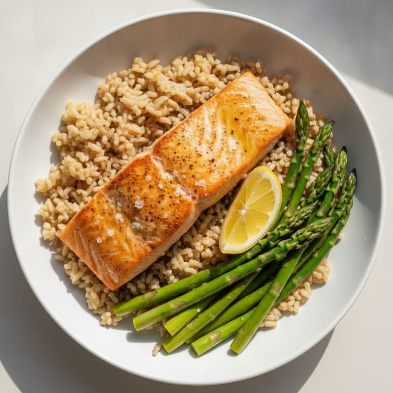 Seared Salmon with Steamed Asparagus and Brown Rice