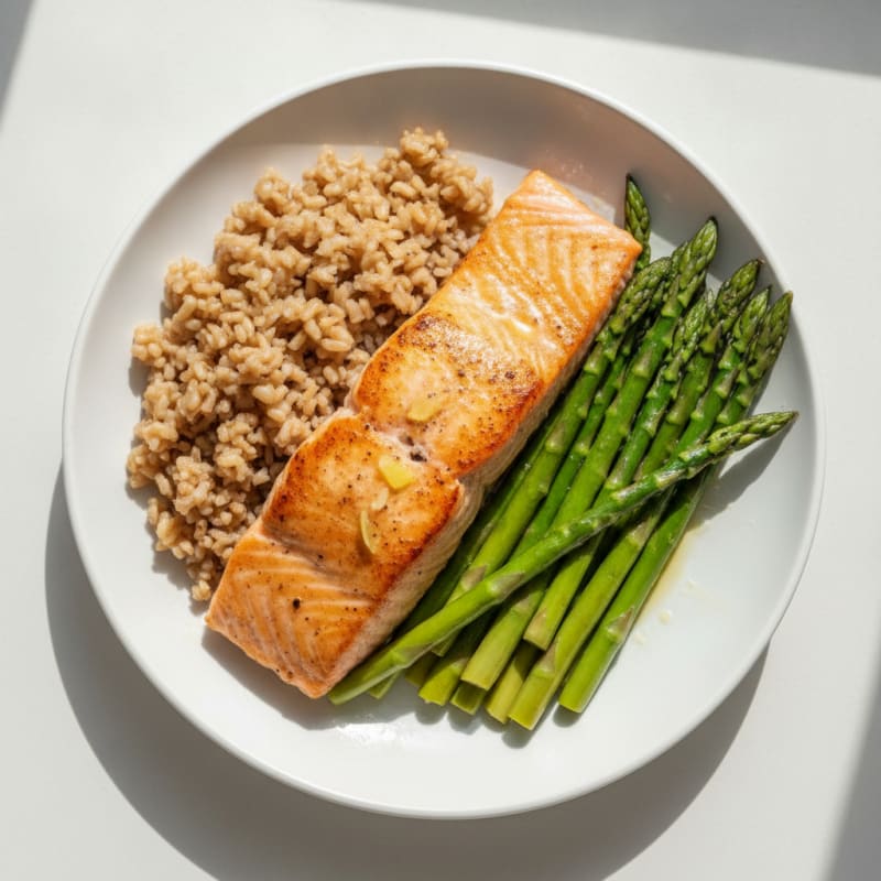 Seared Salmon with Steamed Asparagus and Brown Rice