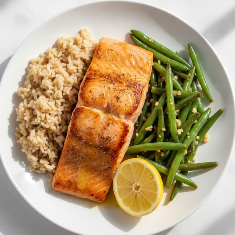 Seared Salmon Fillet with Garlic Green Beans and Brown Rice