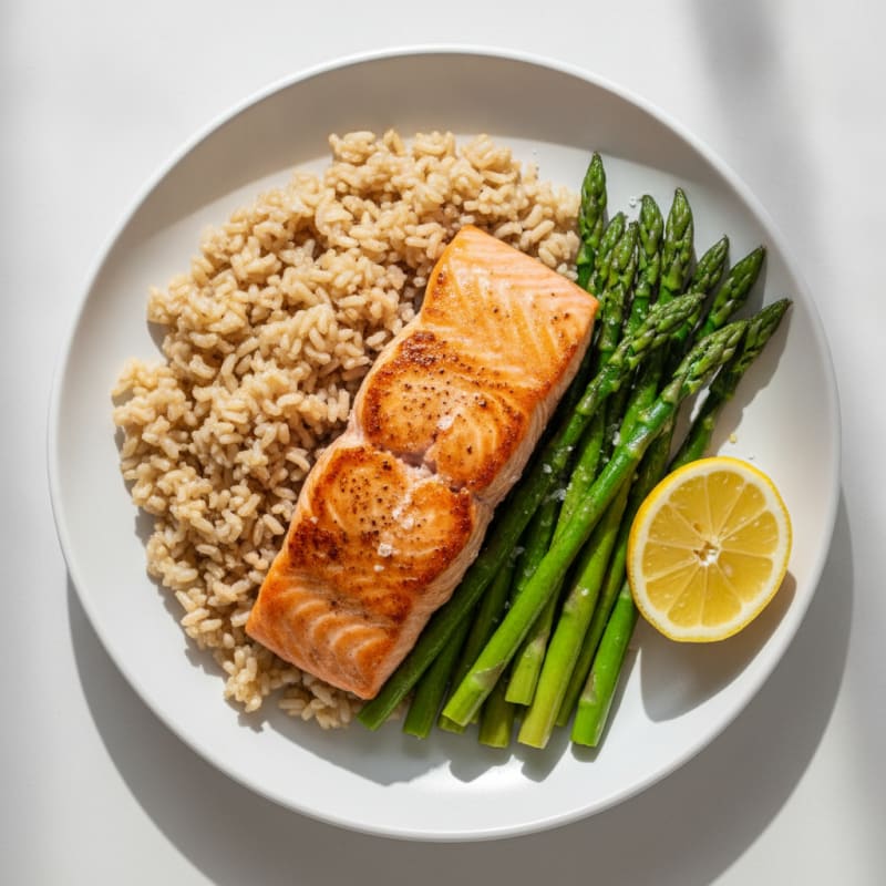 Seared Salmon Fillet with Steamed Asparagus and Brown Rice