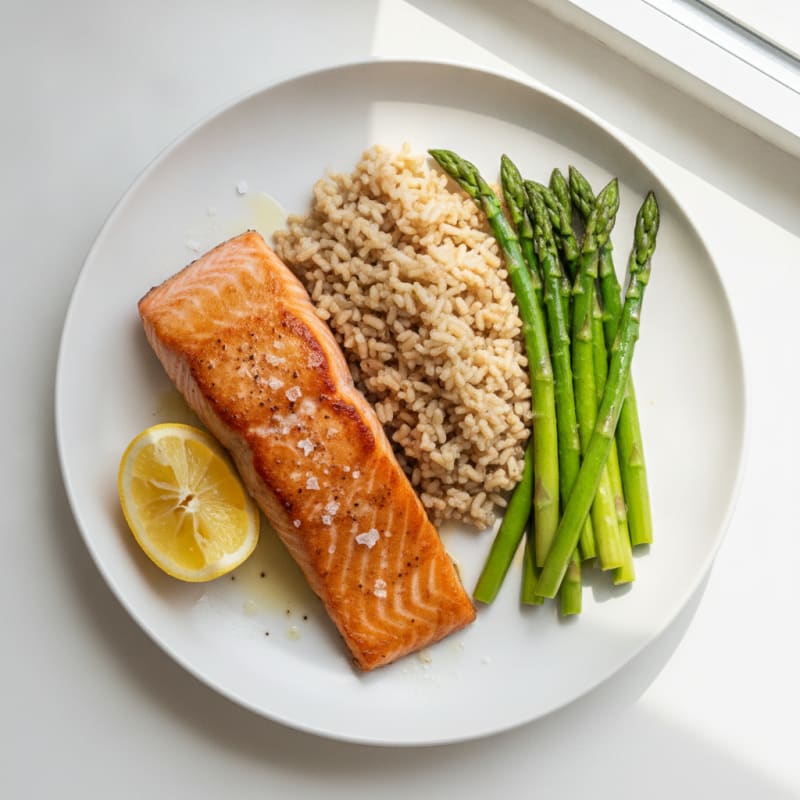 Seared Salmon Fillet with Steamed Asparagus and Brown Rice