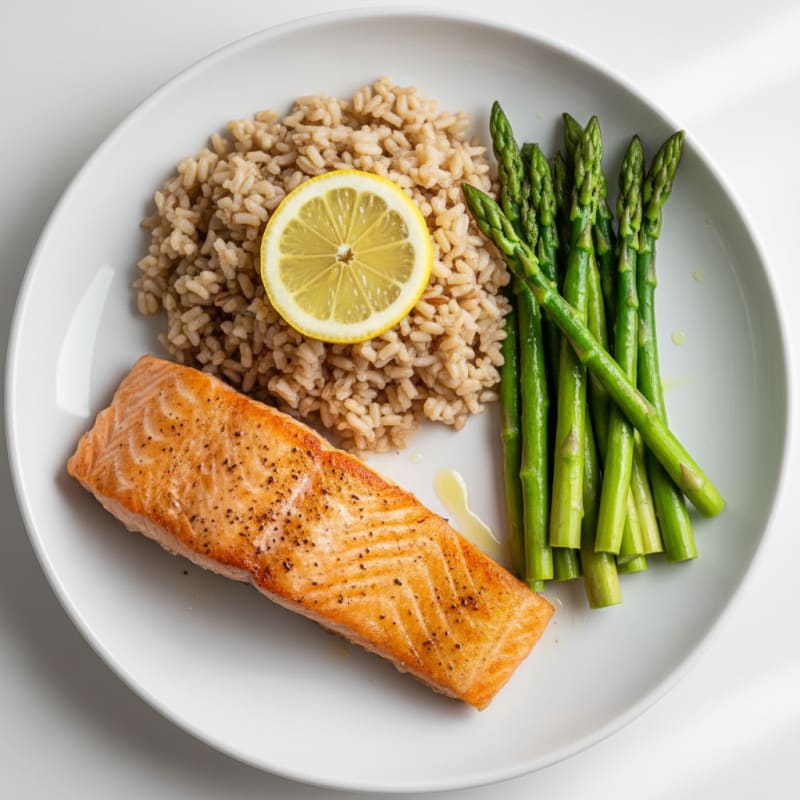 Seared Salmon Fillet with Steamed Asparagus and Brown Rice