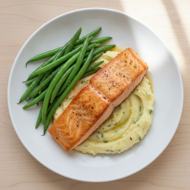 Seared Salmon with Steamed Green Beans and Garlic Mashed Potatoes