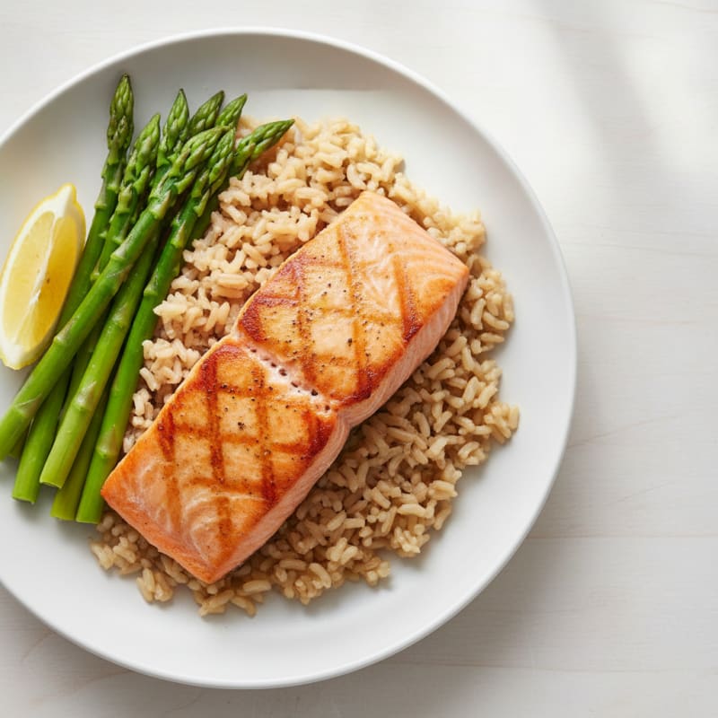 Seared Salmon Filet with Steamed Asparagus and Brown Rice