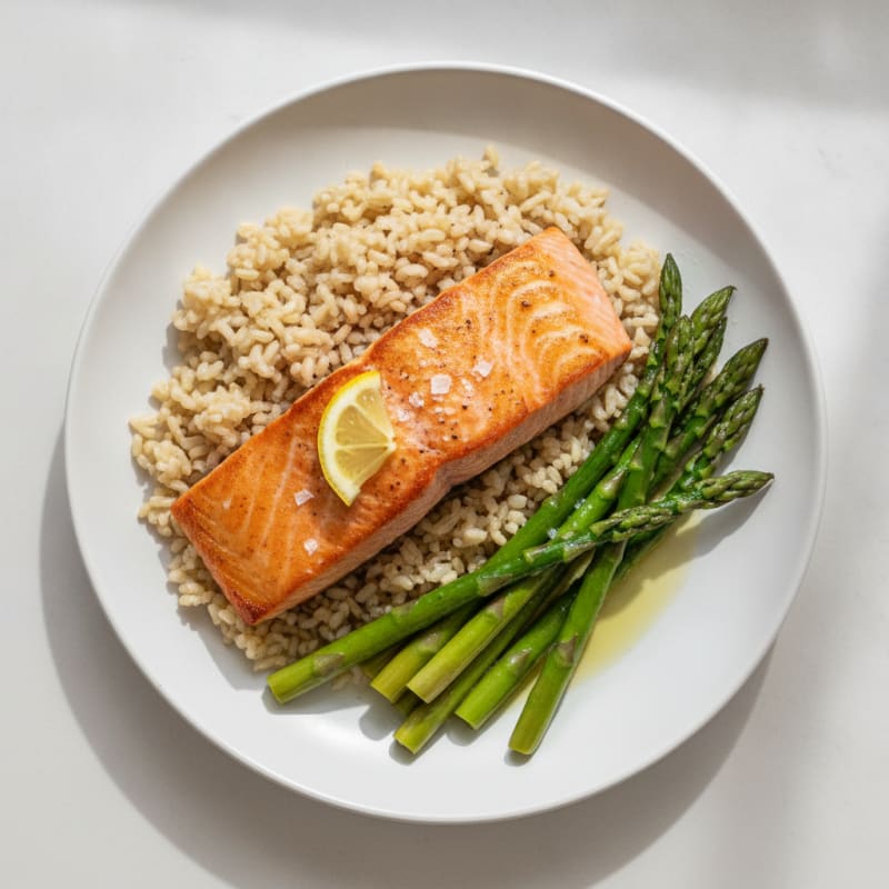 Seared Salmon Fillet with Steamed Asparagus and Brown Rice