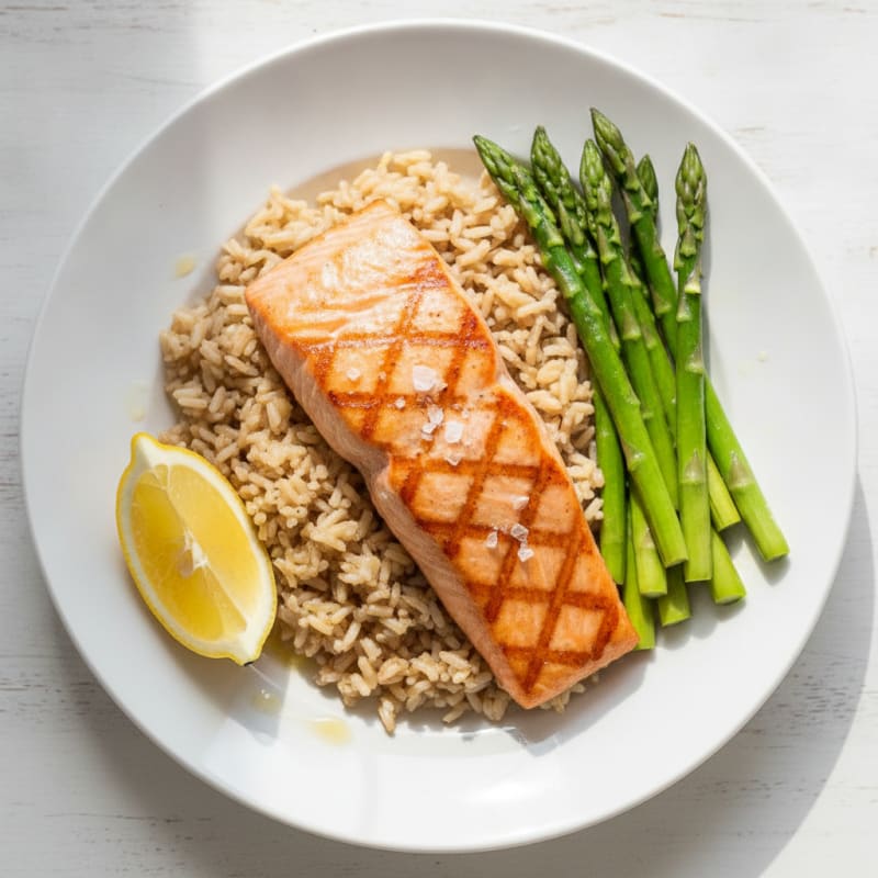 Seared Salmon Fillet with Steamed Asparagus and Brown Rice