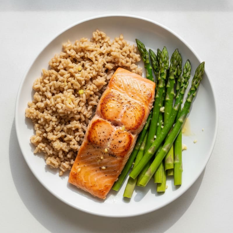Seared Salmon with Steamed Asparagus and Brown Rice