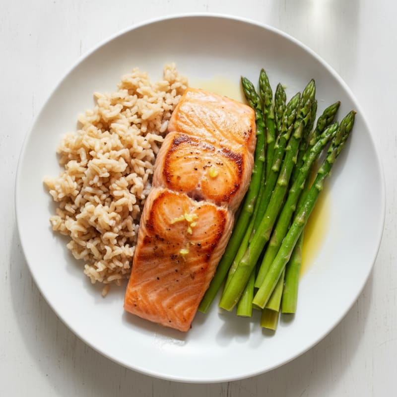Seared Salmon Fillet with Steamed Asparagus and Brown Rice