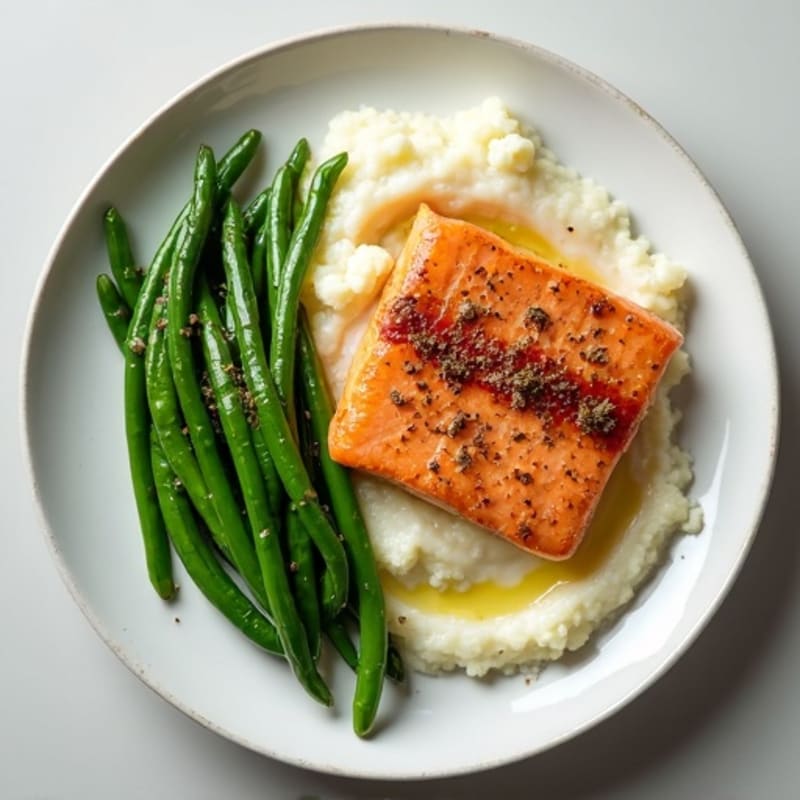 Seared Salmon with Steamed Green Beans and Cauliflower Mash