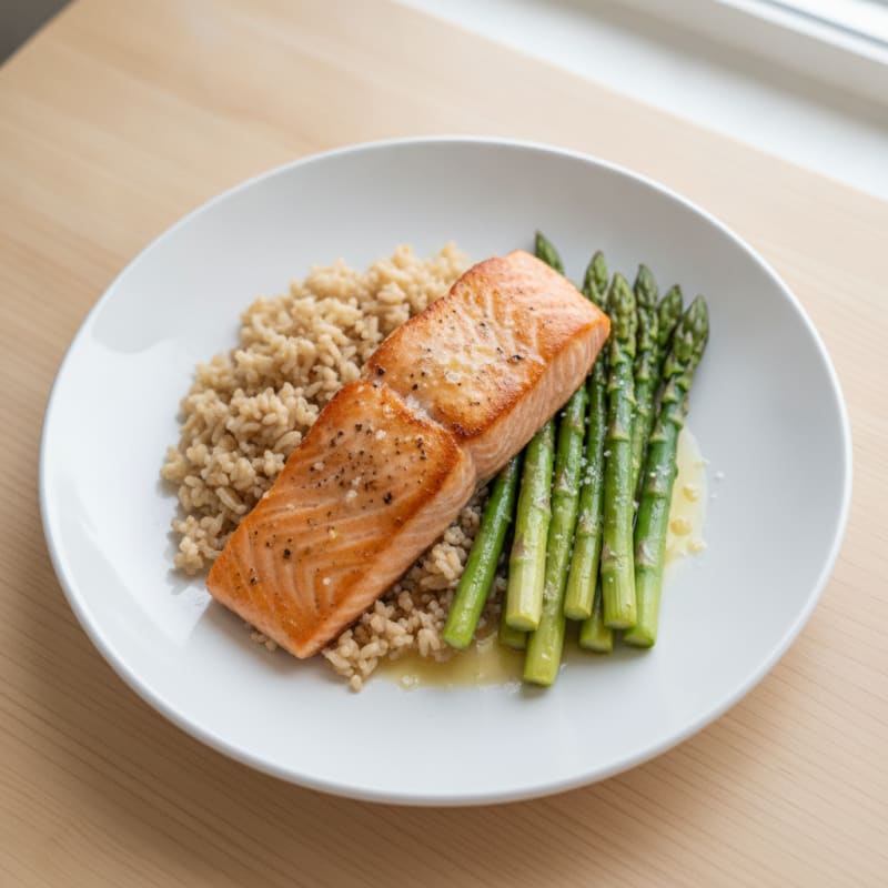 Seared Salmon Fillet with Steamed Asparagus and Brown Rice