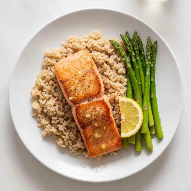 Seared Salmon Fillet with Steamed Asparagus and Brown Rice