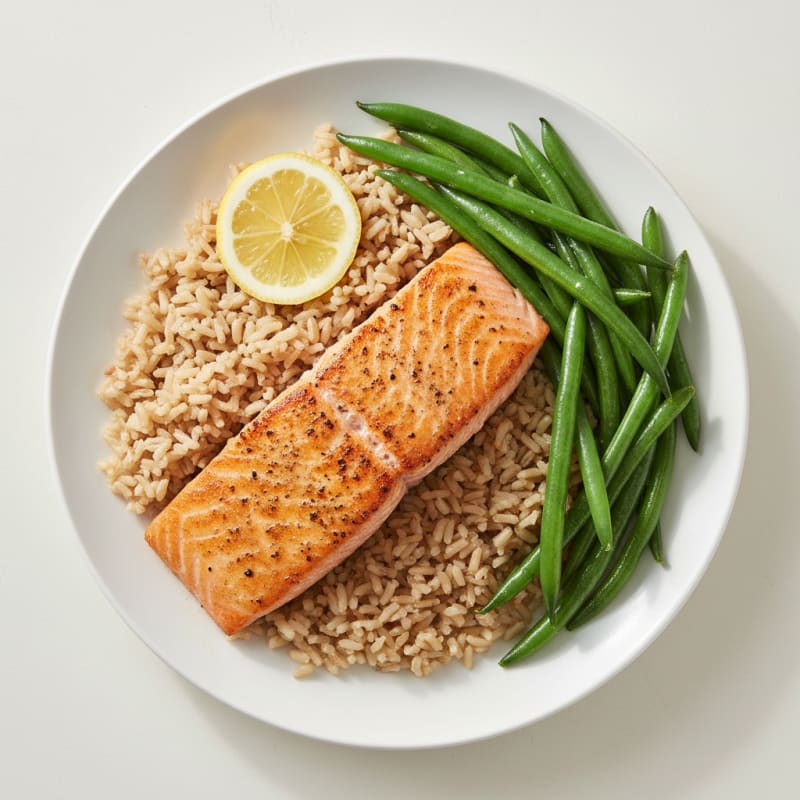 Seared Salmon Fillet with Steamed Green Beans and Brown Rice