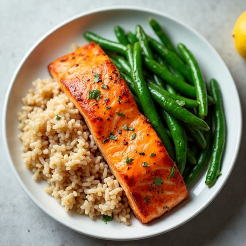 Seared Salmon with Steamed Green Beans and Brown Rice