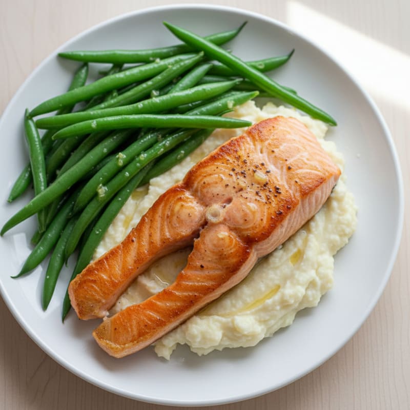 Seared Salmon with Steamed Green Beans and Cauliflower Mash