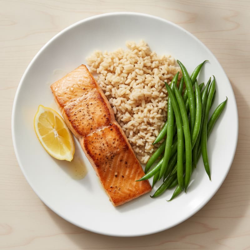 Seared Salmon Fillet with Steamed Green Beans and Brown Rice