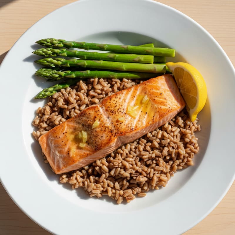Seared Salmon Fillet with Steamed Asparagus and Brown Rice