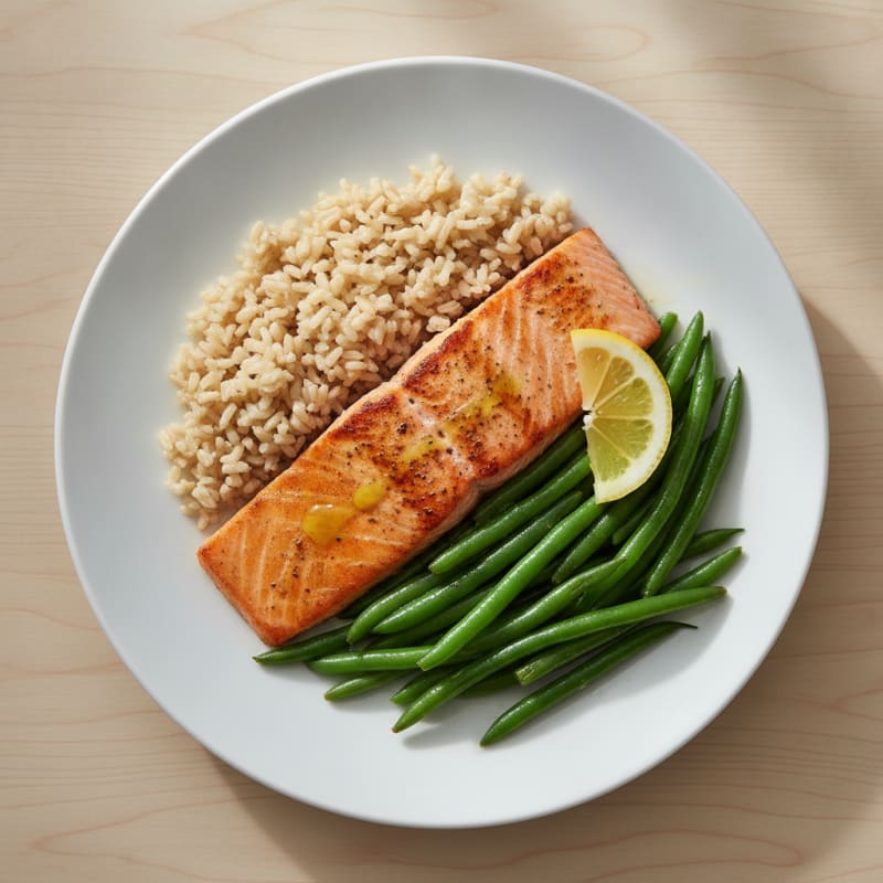Seared Salmon with Steamed Green Beans and Brown Rice